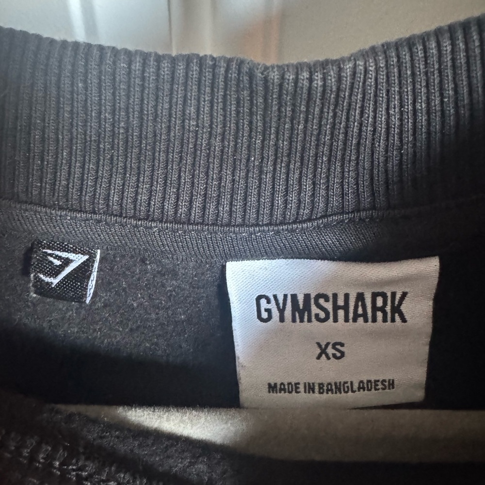 Gymshark Crewneck - Picture 3 of 3